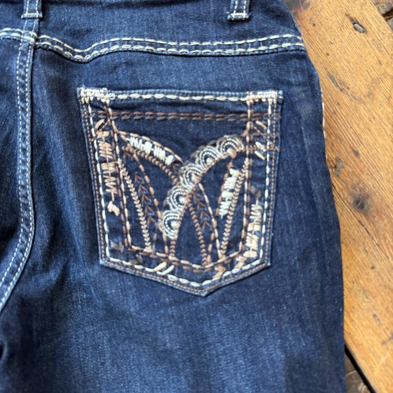 Shiloh Dark Wash Y2K Bootcut Jeans with Embroidered Back Pockets W27