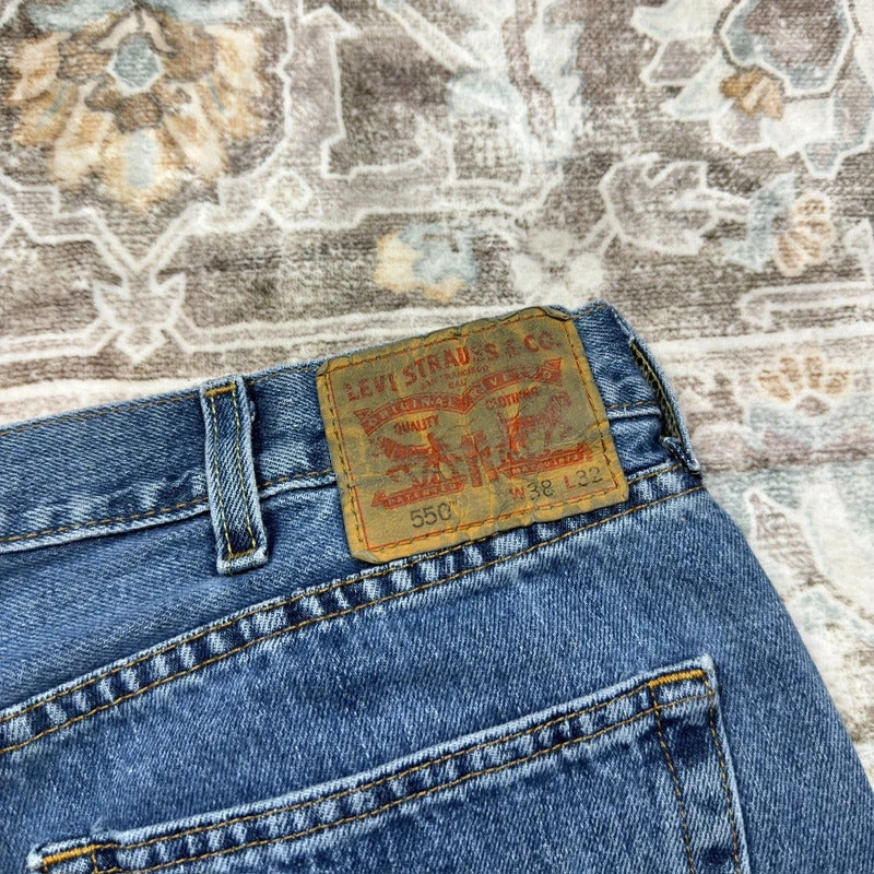 Levi’s 550 Medium Wash Jeans W38 L32