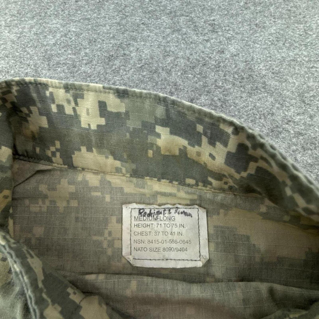 Khaki and green camo military shirt #camouflage