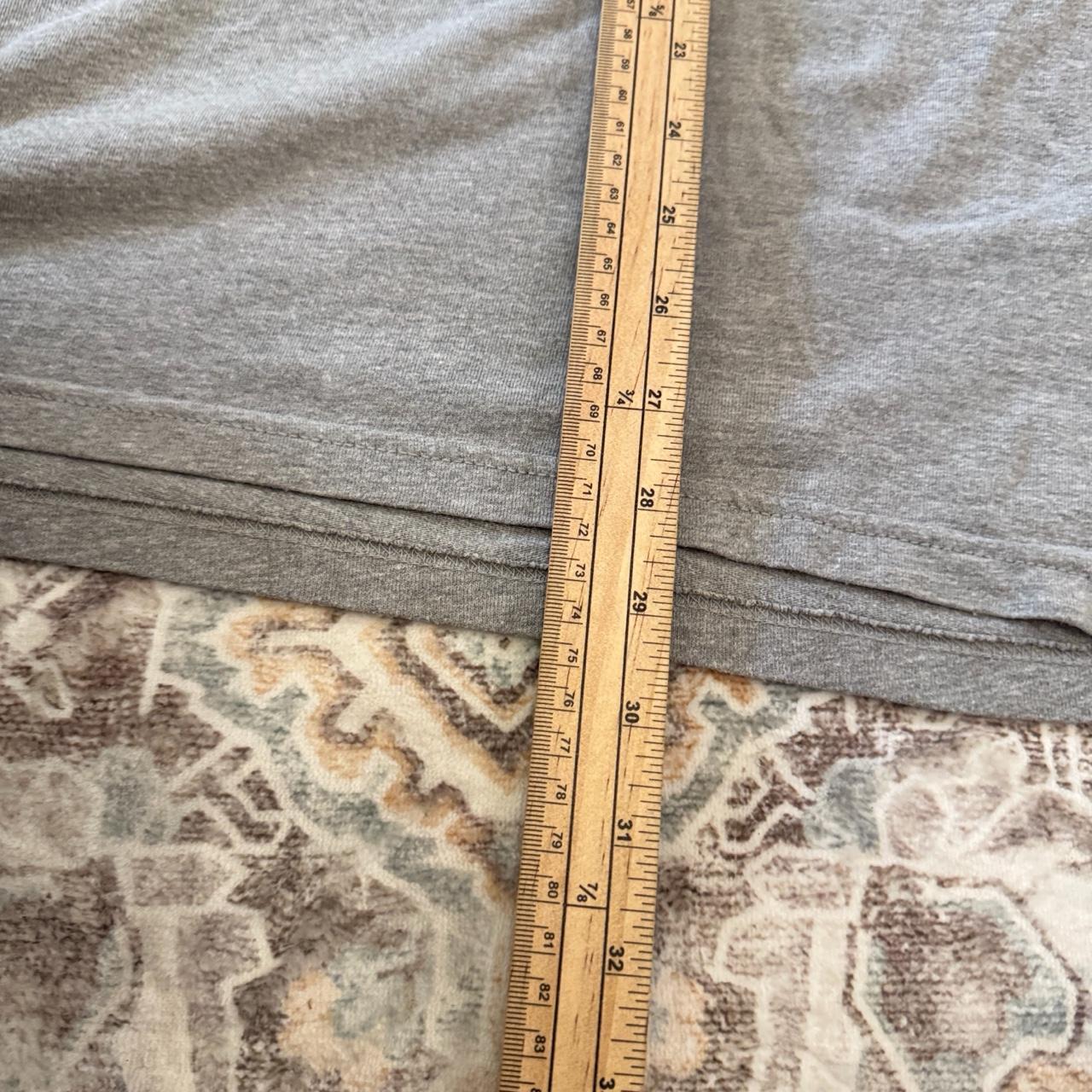 Tommy Hilfiger Gray T-Shirt Size L