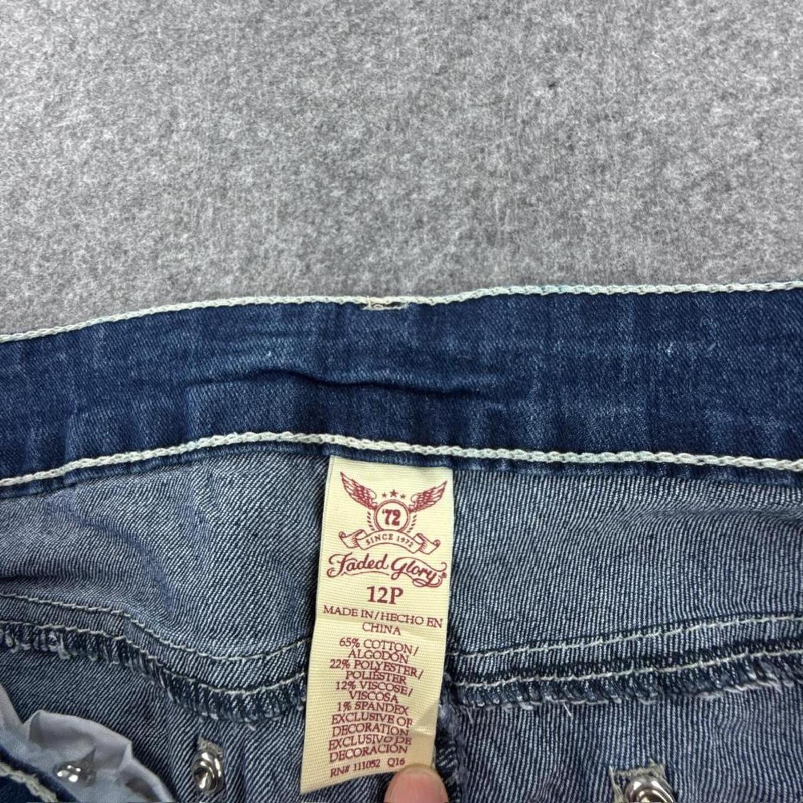Faded Glory Y2K low-waist bootcut jeans with silver embroidery back pockets