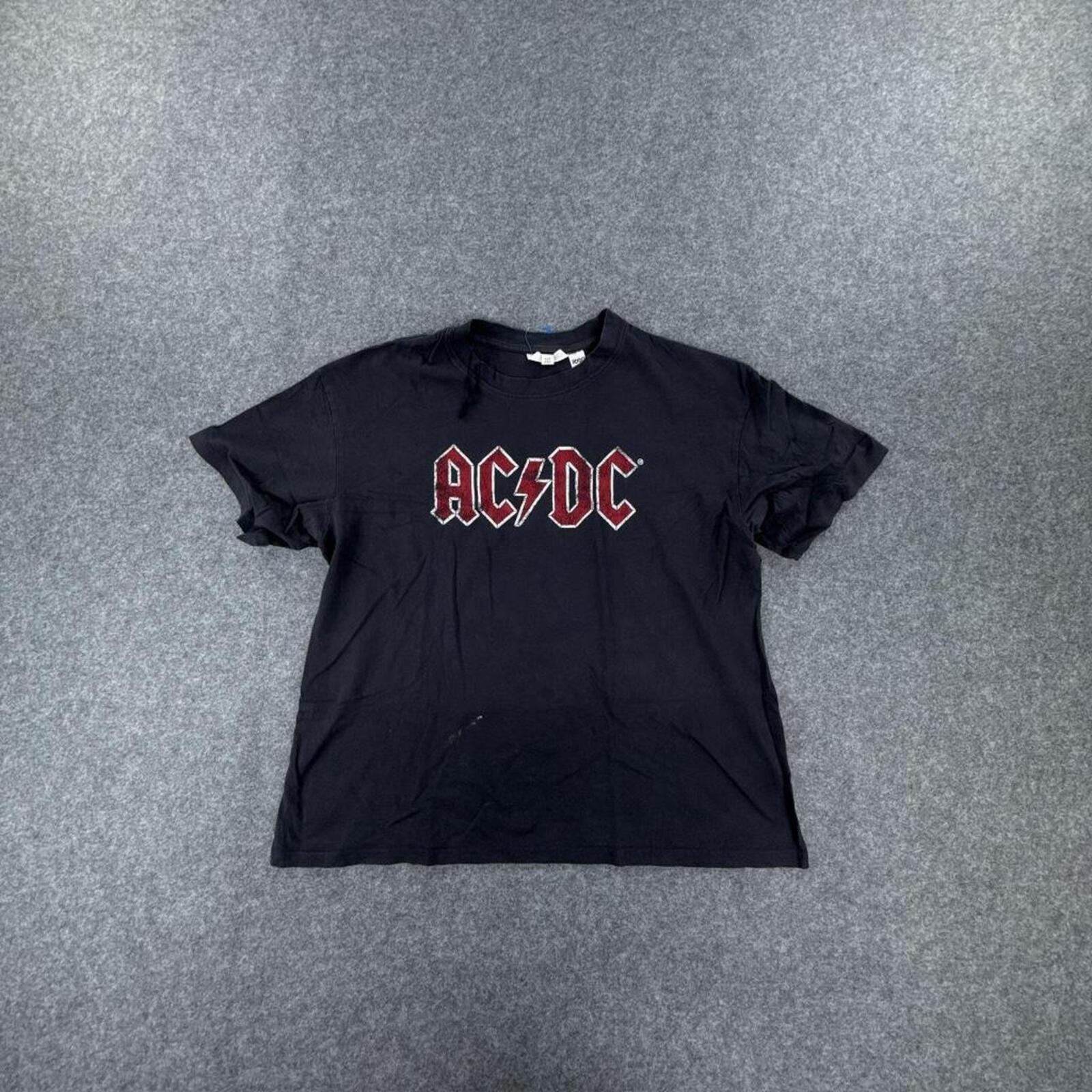 Black AC/DC band tee