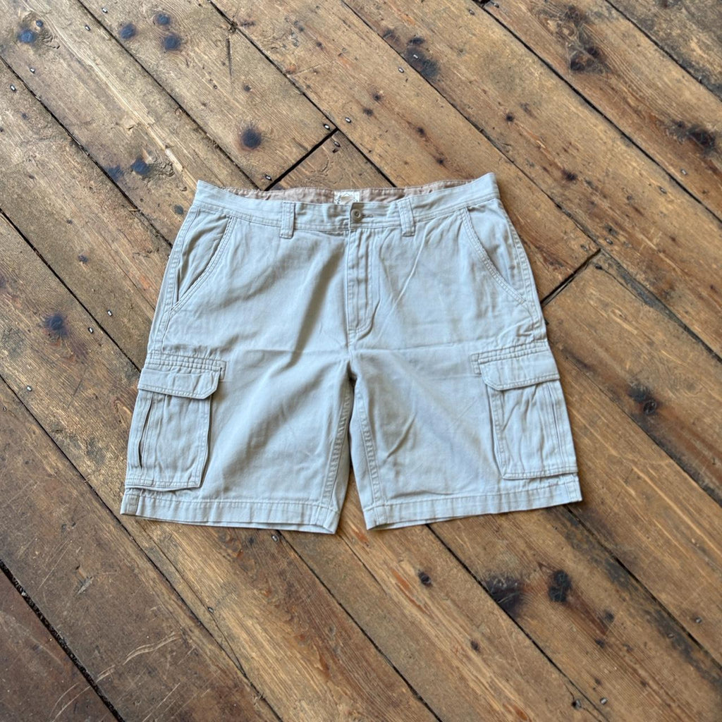 St. John’s Bay Cargo Shorts in Light Gray W40