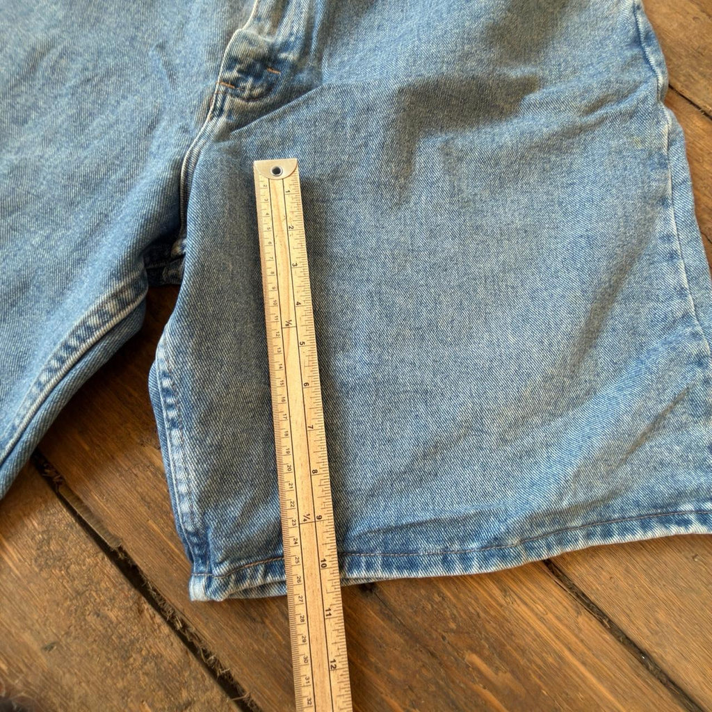 Wrangler Light Wash Denim Shorts W38